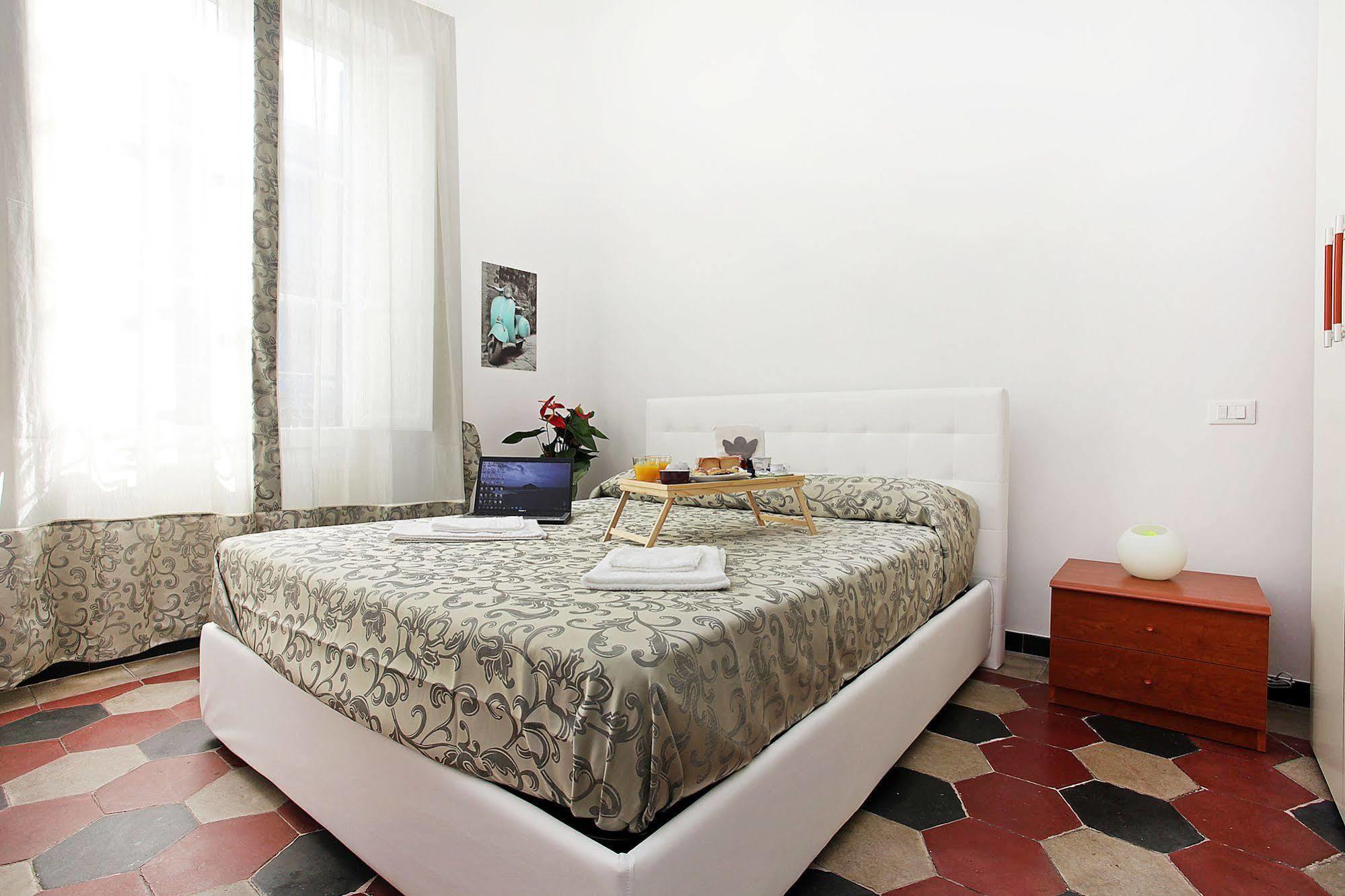 Angels In Bed and breakfast *